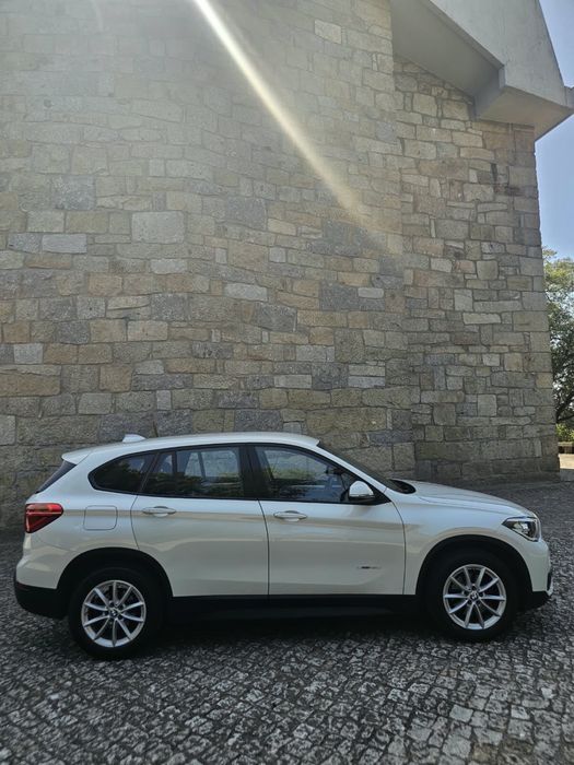 BMW X1 18D s-drive