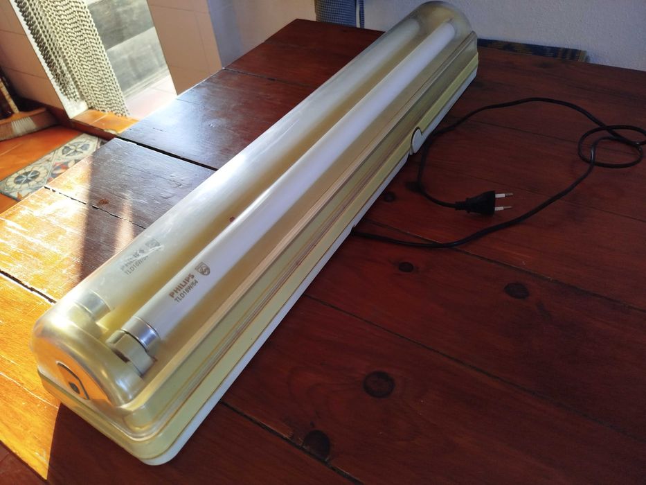 Lâmpada fluorescente campismo