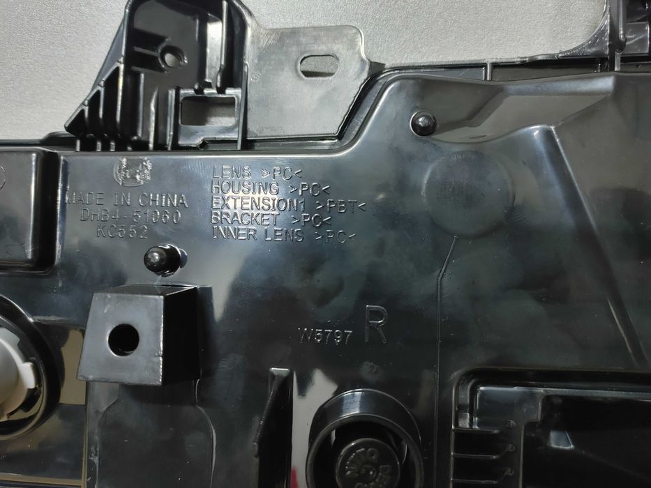 Вказівник повороту ДХО (FOG) Mazda CX30 2020-2025 DGH951060