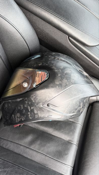 Продам Оригінальний лімітний шолом AGV Pista RR