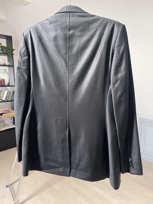 Чоловічий класичний костюм