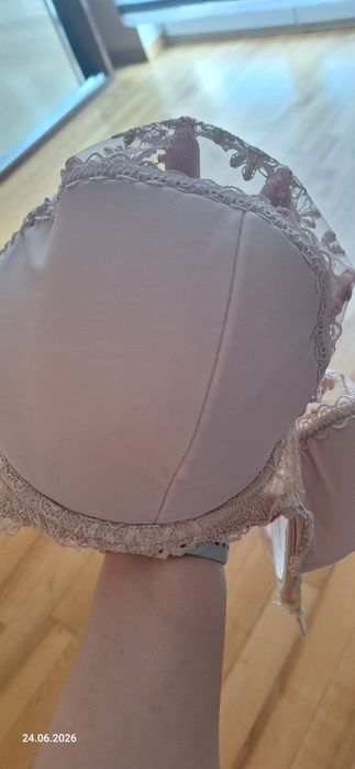 Stanik, ecru, stan bdb, 50 zl, 80 g