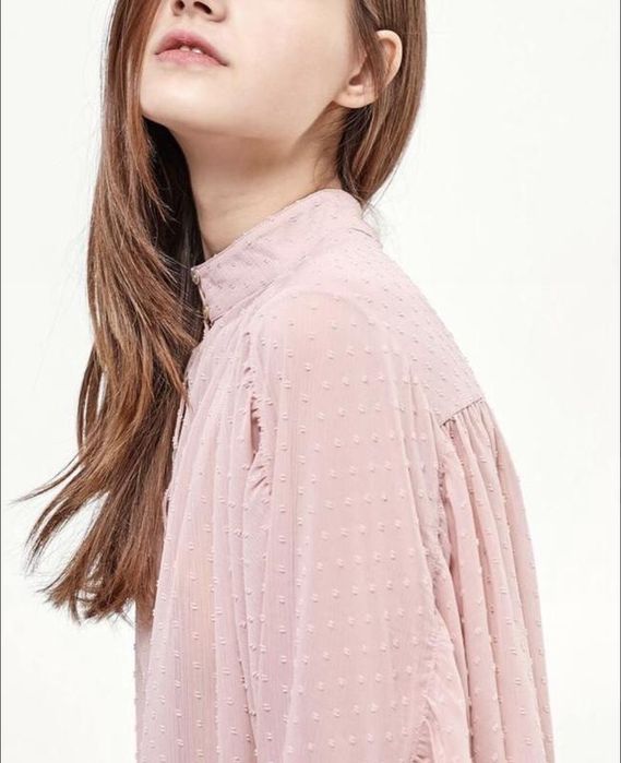Блуза жіноча рожева Stradivarius сорочка під горло шифонова M-L
