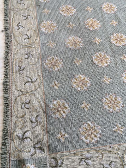 Tapete de Arraiolos 3m X 2m em bom estado