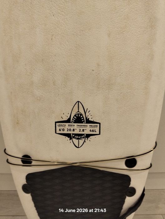 Prancha de Surf OLAIAN 6’0 (46L) – Excelente para iniciantes/intermédios