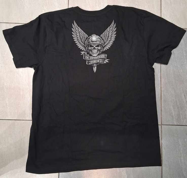 t shirt z motywem wojennym /  Czarny / rozm. XL / Nowa