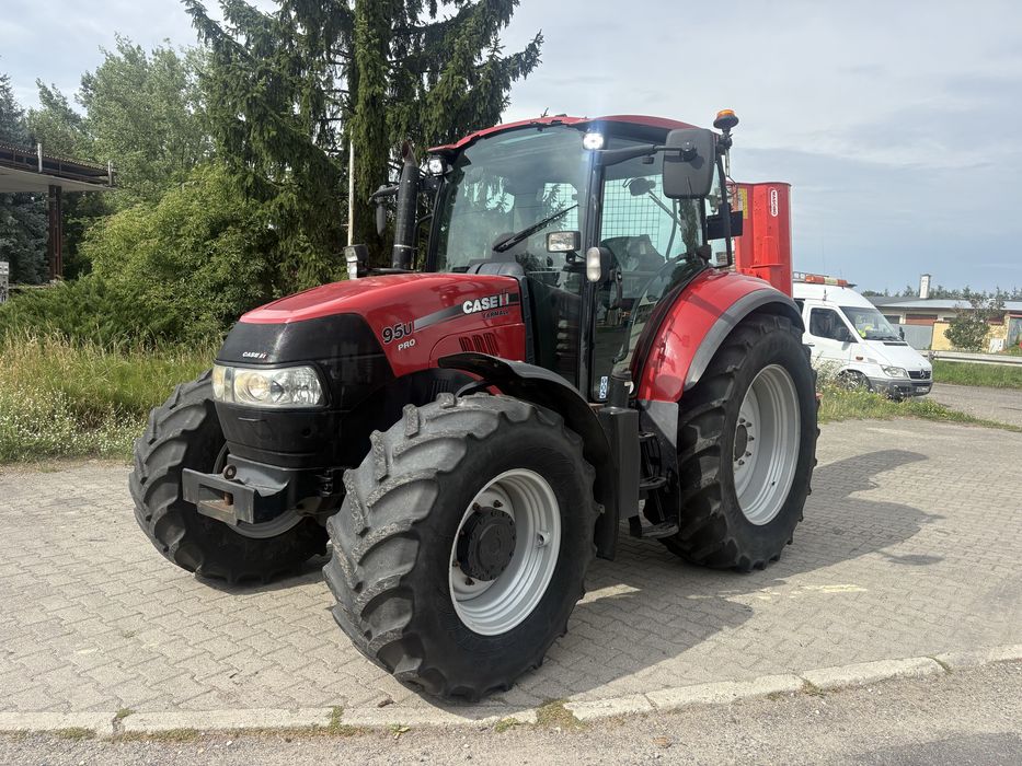 Ciagnik rolniczy case farmall U 95 pro