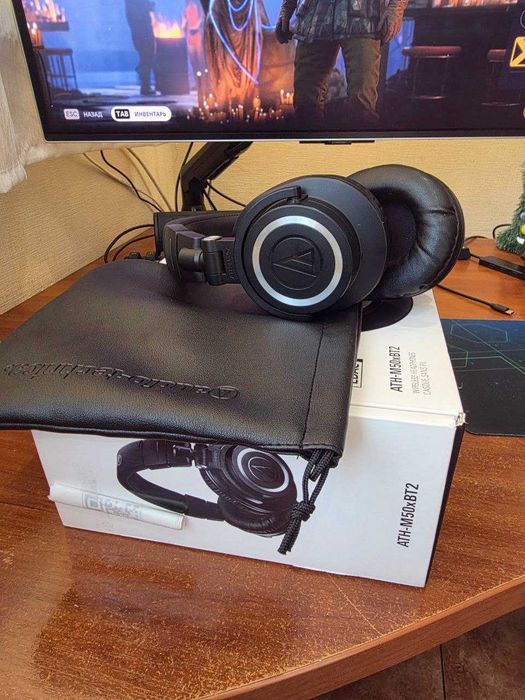 Студійні навушники Audio-Technica ATH-M50xBT2