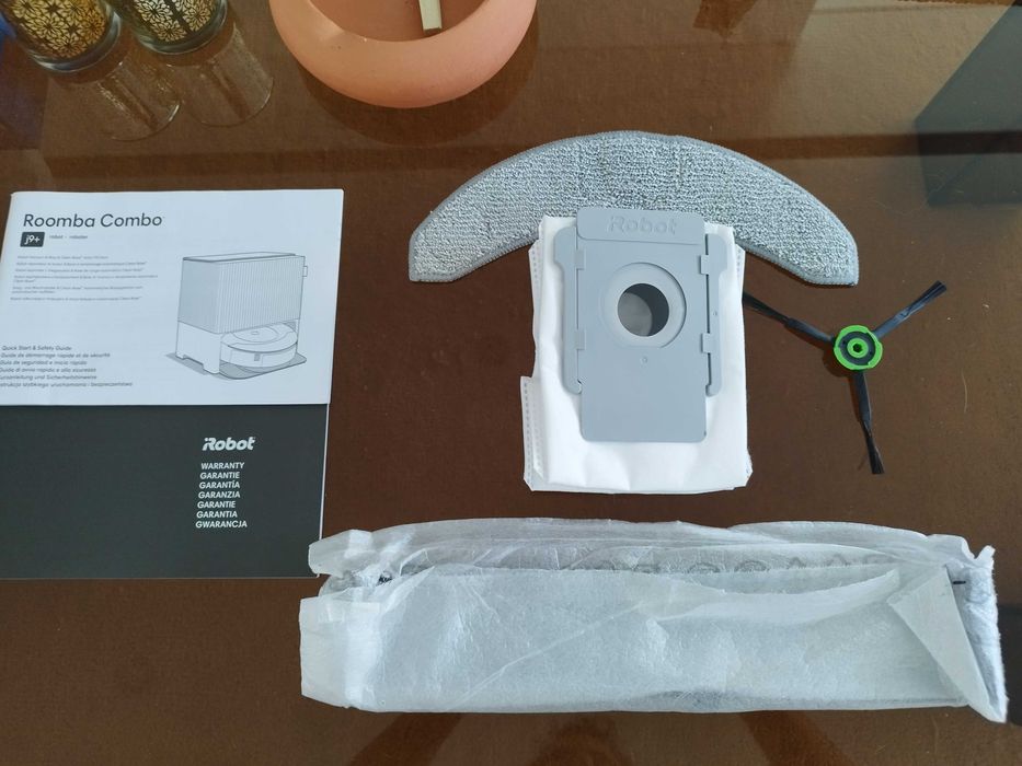 iRobot Roomba j9+