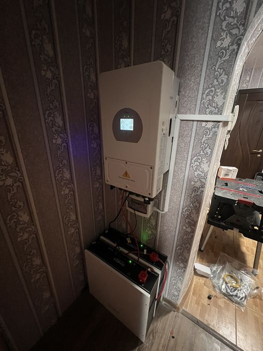 Системи інвертор Дейе+батарея Дайнес безперебійного живлення  51.2V