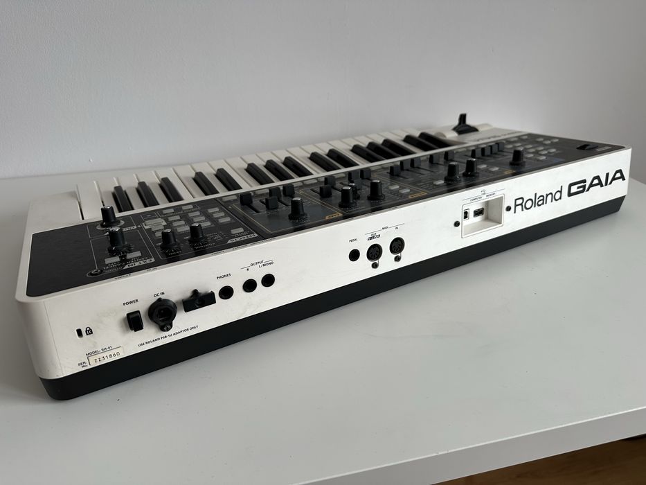 Roland GAIA SH-01 syntezator VA komplet pudełko stan bardzo dobry