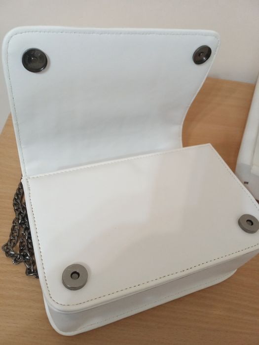 Сумочка-клатч жіноча