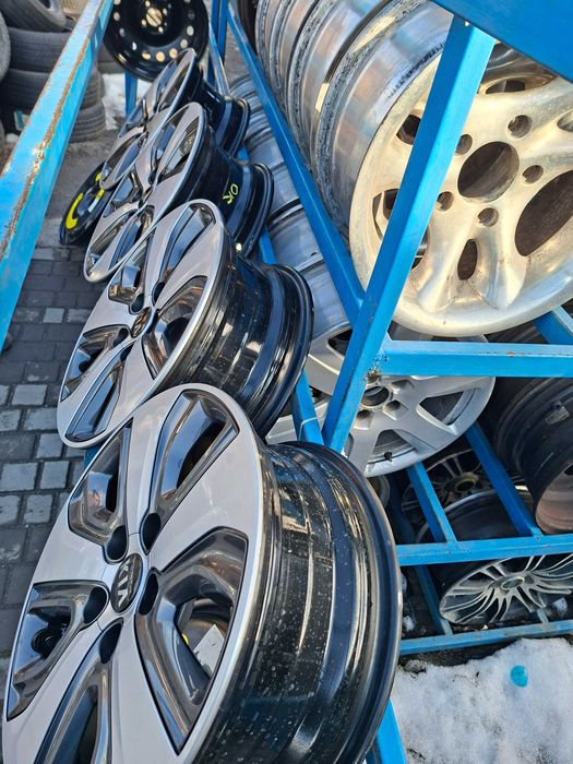 Легкосплавні диски з ковпаками KIA 5/114,3R16 6,5J ET45 КІА 2016рік .