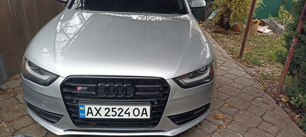 Ауди А4 б 8 квадро  2013год