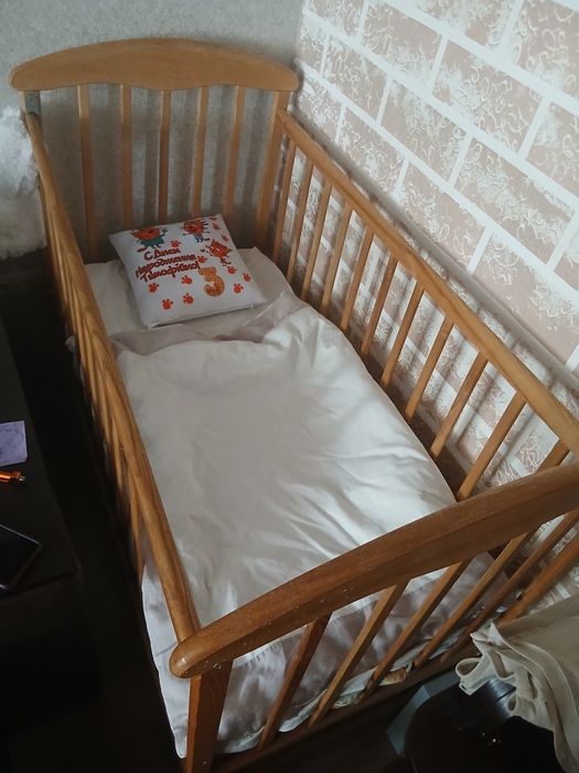 Кроватка детская
