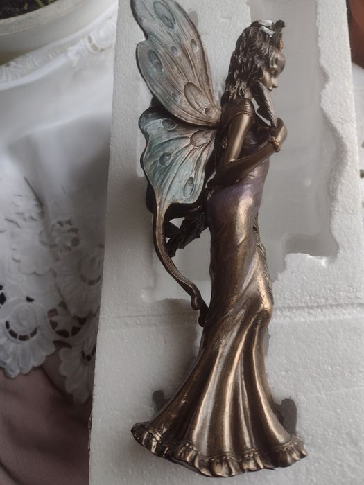 figurka piękny elf zdobiony