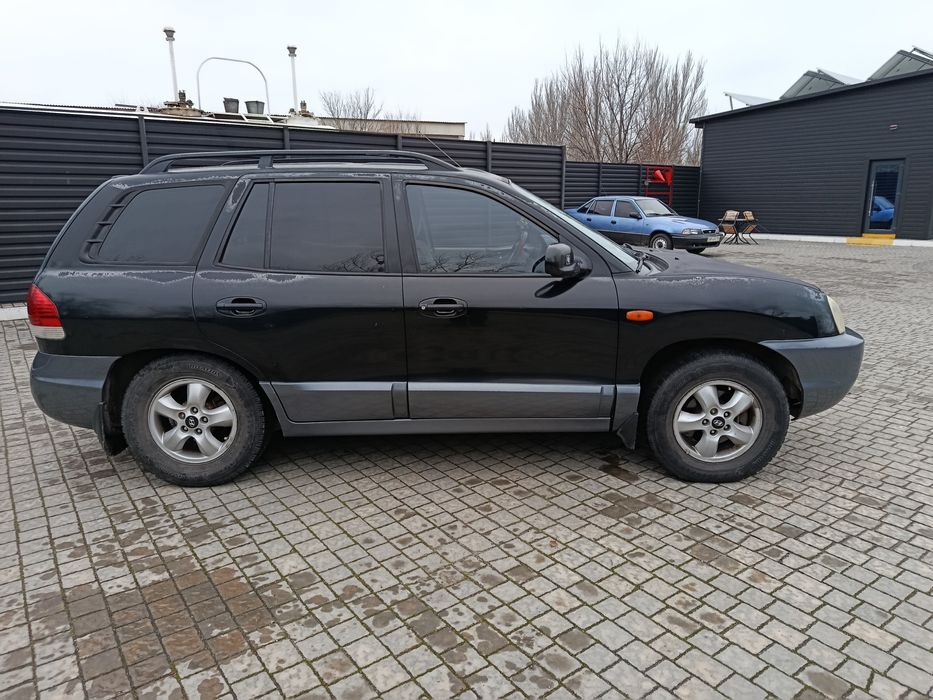Продам Hyundai Santa Fe 2004