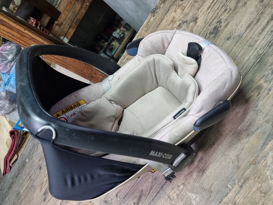 Fotelik samochodowy nosidełko maxi cosi pebble plus 0-13 kg