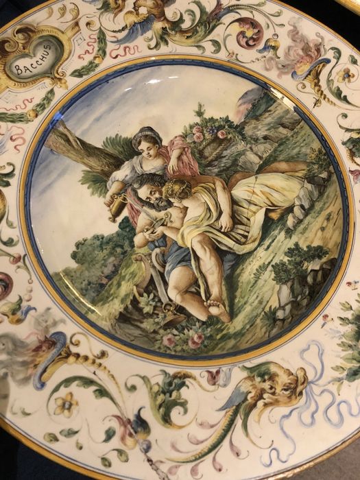 Pratos majolica
