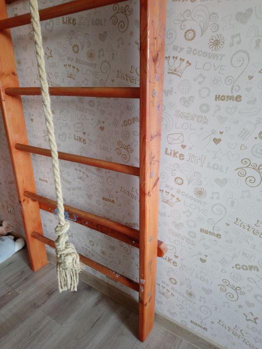 Деревянная Шведская стенка