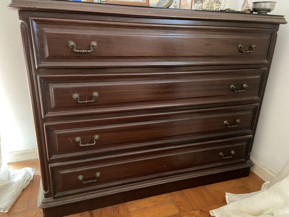 Comoda e 2 cabeçeiras