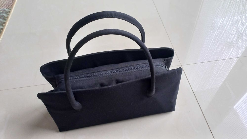 Mala senhora , usada