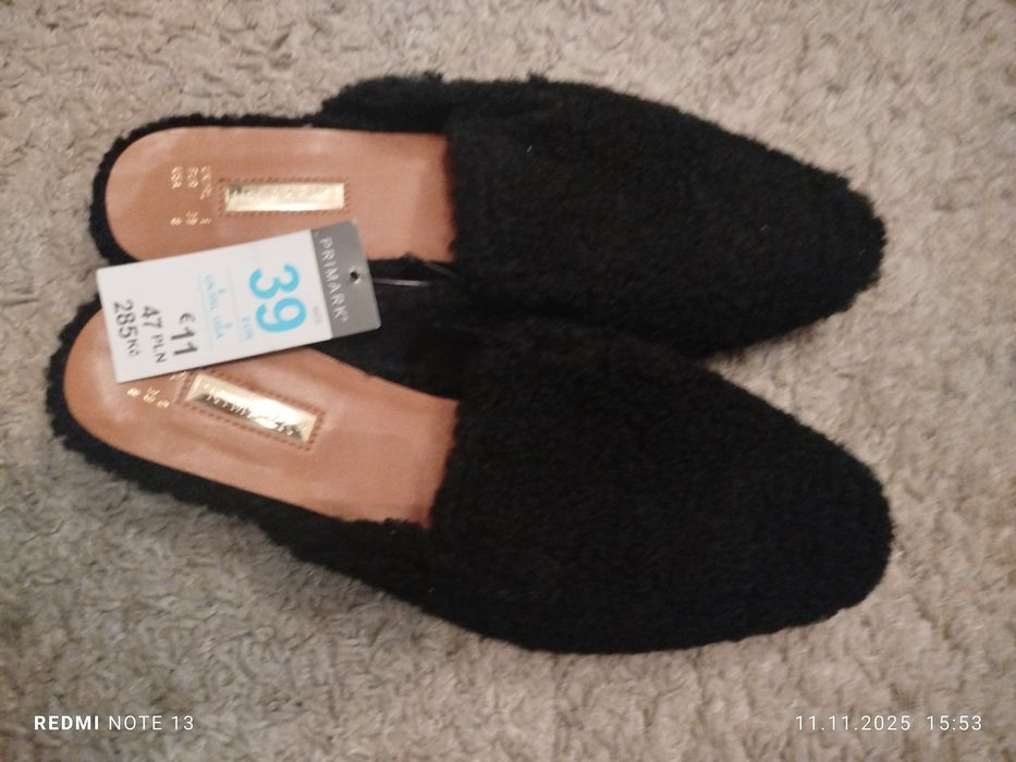 Damskie klapki puszek