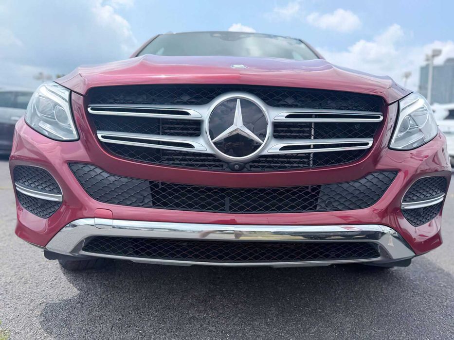 Mercedes-Benz GLE 300d 4MATIC      2016