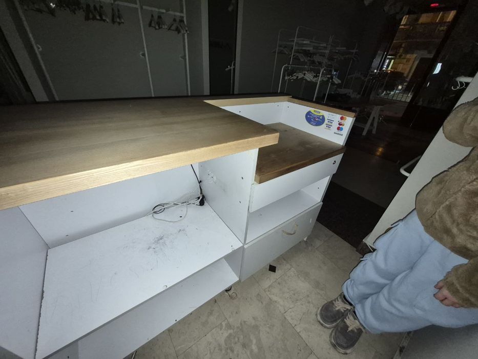 Рецепція/Барна стійка/каса ТЕРМІНОВИЙ ПРОДАЖ