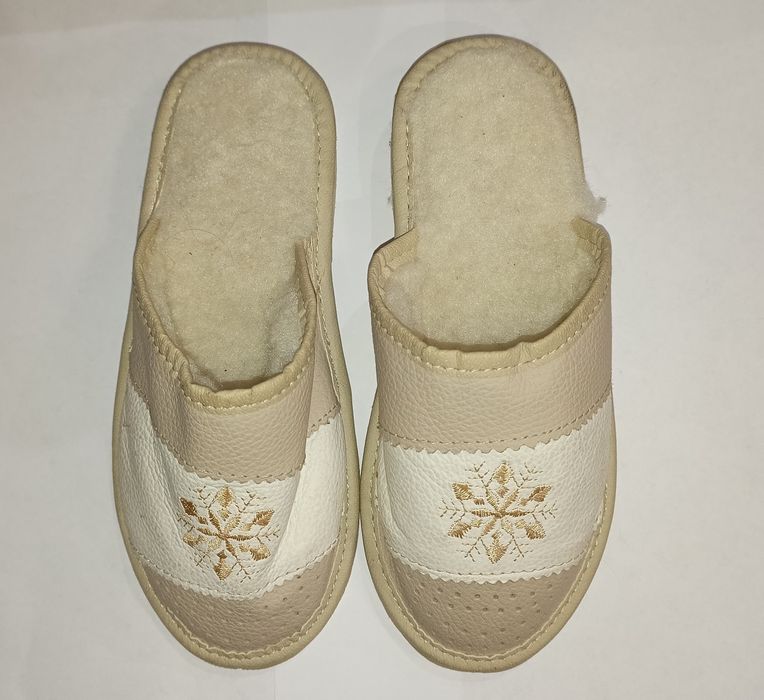 Детские тапочки 36 размер новые