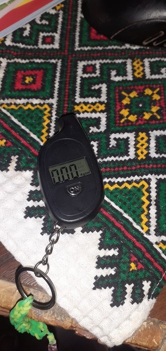 Електронный измеритель давления в камерах