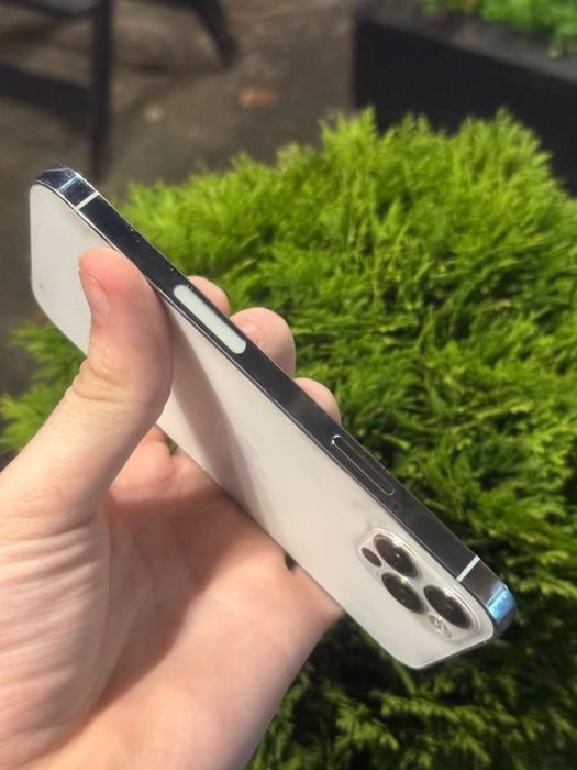 Продам айфон 12 про 128