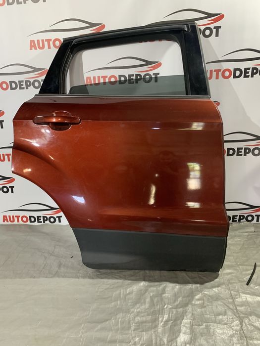 Дверка двери дверь Ford Escape MK 3