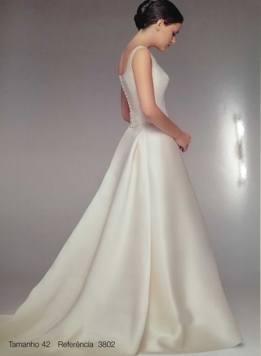 Vestido de Noiva Novo (3802)