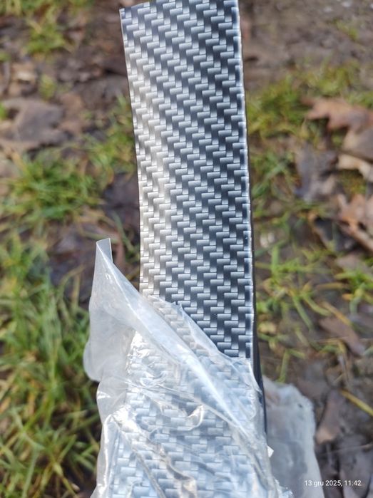 Karbon - nakładki do nadkola  w samochodzie  dla. 150 cm. szer . 3 , 5