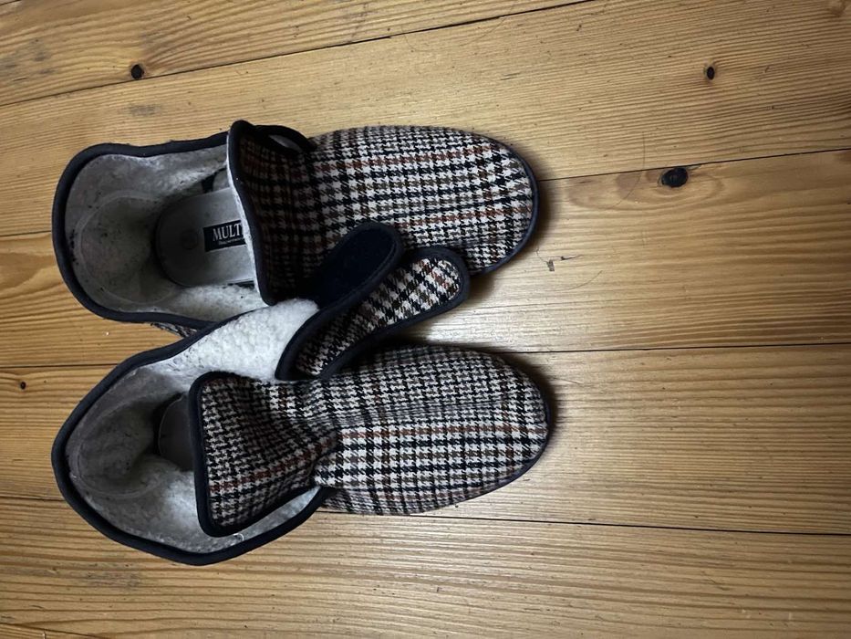 Чоловічі домашні капці