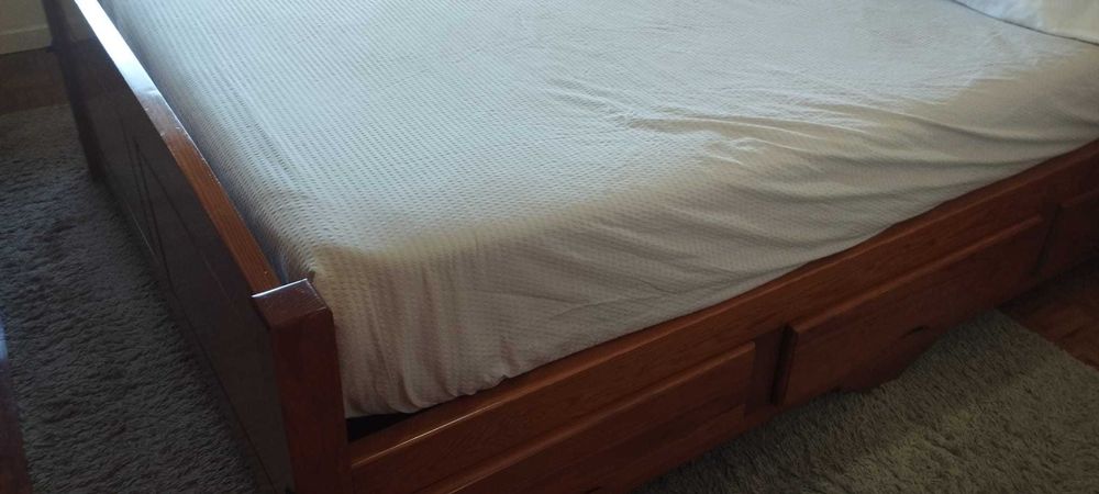 Mobilia de quarto de casal