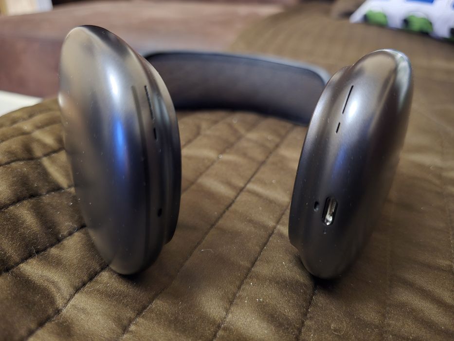 Продам Airpods Max