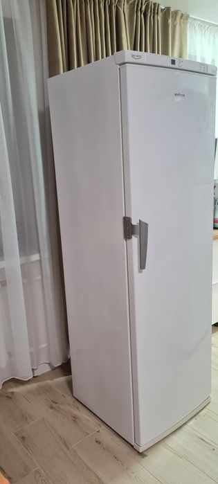 Морозильна камера Vestfrost VD 285 FNA W