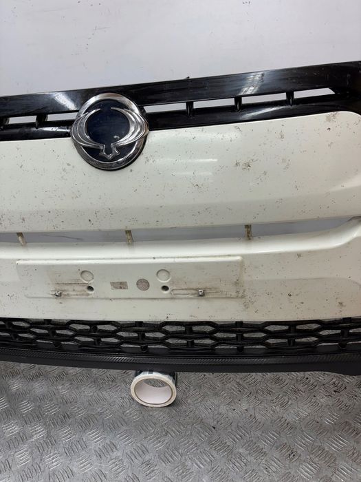 zderzak przód przedni ssangyong tivoli 15-