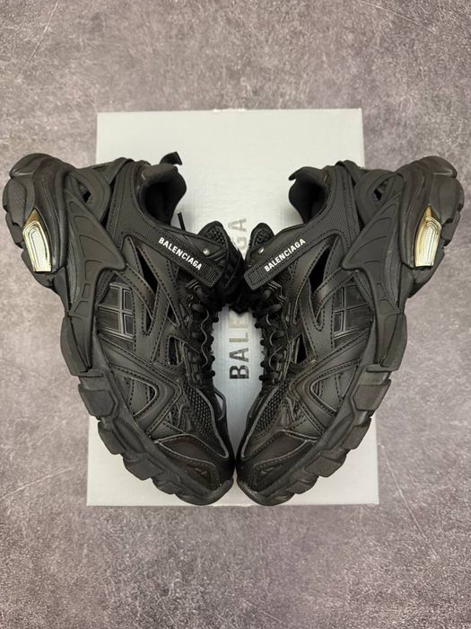 (Без передплати) Balenciaga Track 2.0 Black Gold