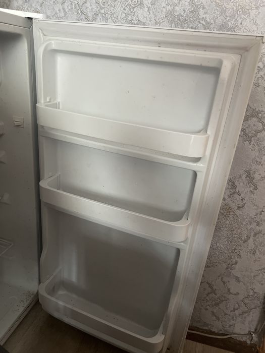 Продам  холодильник