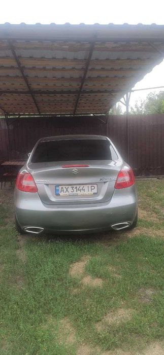 Suzuki Kizashi 2011