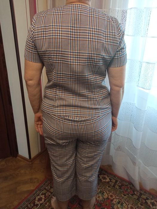Весенне летний,женский костюмчик.