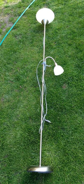 Lampa stojąca pokojowa stan bardzo dobry OKAZJA
