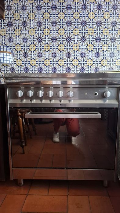 Fogão a gás Hotpoint ARISTON