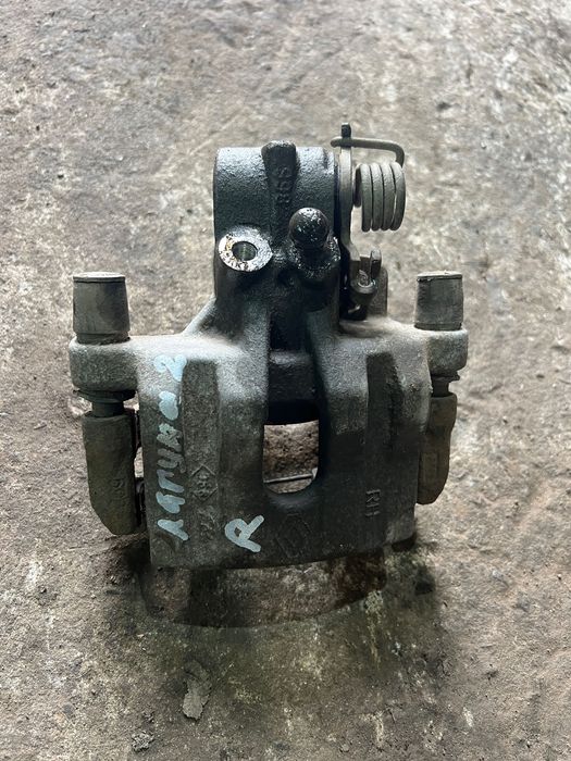 Задние суппорта Рено Лагуна 2 цена за штуку