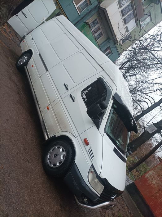 Грузоперевозки по городу и Украине ищу варианты подработки или работы