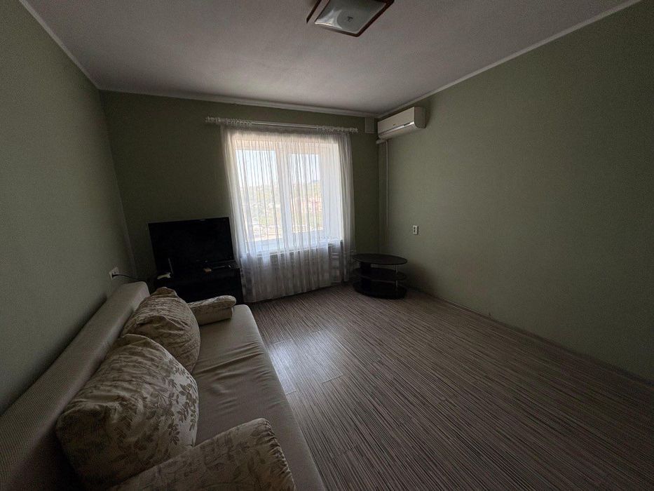 Здається однокімнатна квартира з ремонтом на Перемозі!!!