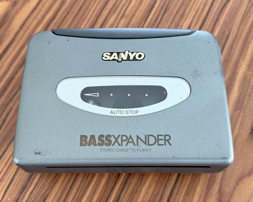 Walkman Sanyo BassXpander